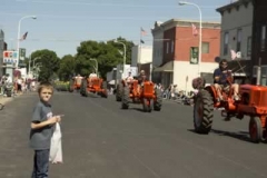 Parade-8