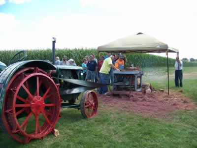 Hesper-Mabel Steam Engine Days - Mabel, Minnesota - Oldest Steam Engine Show in Minnesota - Parade