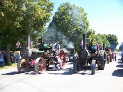 Hesper-Mabel Steam Engine Days - Mabel, Minnesota - Oldest Steam Engine Show in Minnesota - Parade